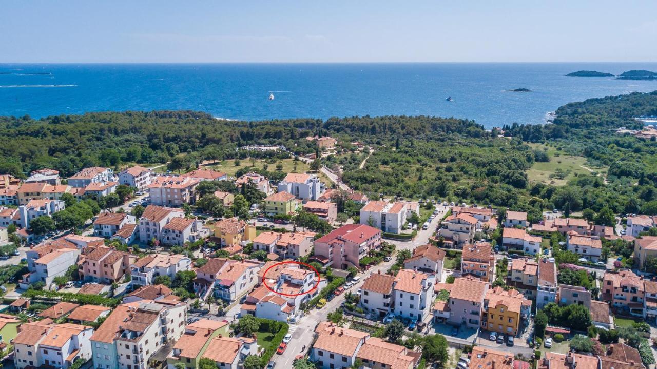 Black & White Apartment Rovinj Exterior photo