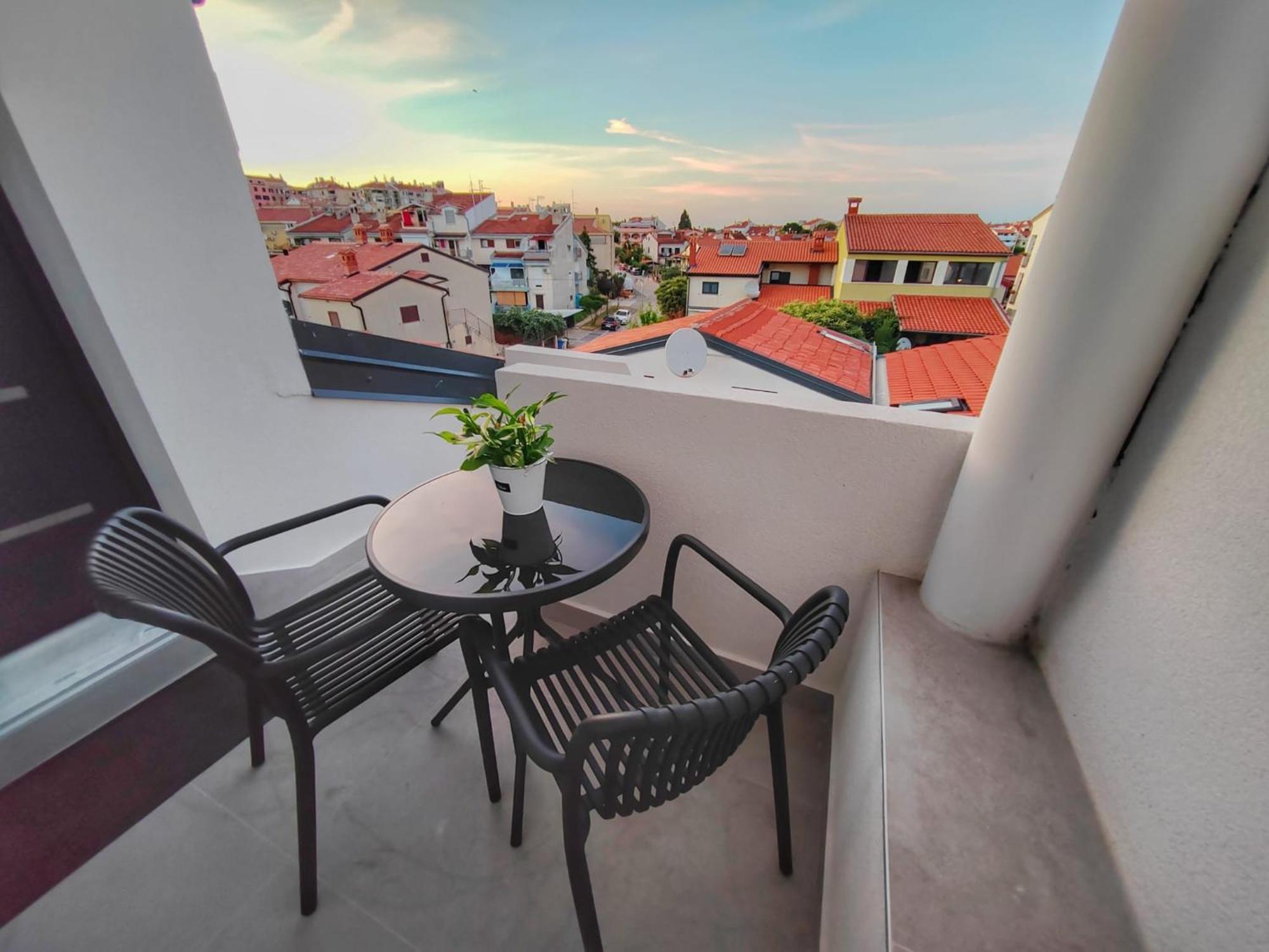 Black & White Apartment Rovinj Exterior photo